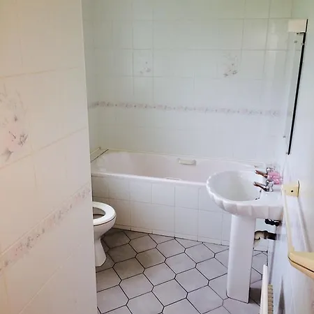 Holiday home Sandycove Self Catering *